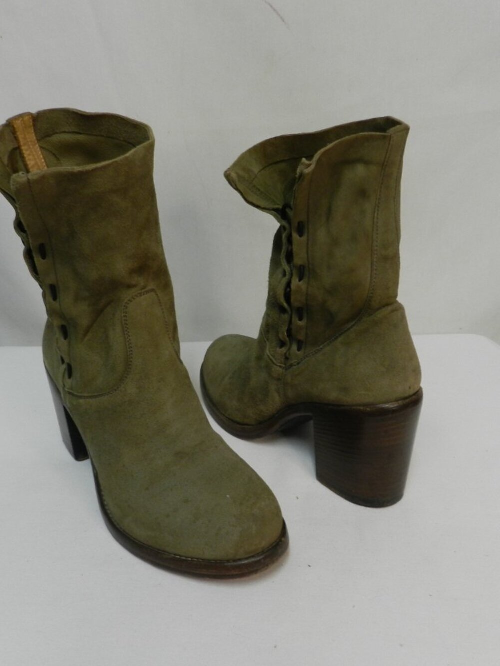 Alberto Fasciani Suede Leather Size 37.5  7.5 pull on stretch heeled boots Italy